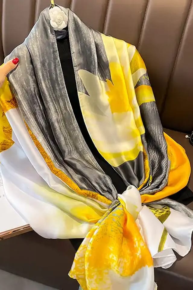 Esarfa matase femei Yellow flower, cu flori galbene, eleganta, Efyra